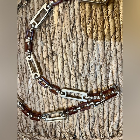 Silver metal links chain hip belt with brown spotted plastic links
